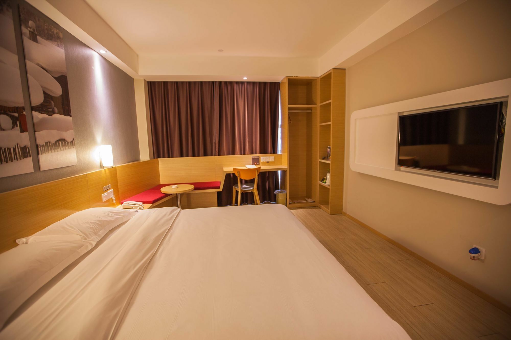 Ibis Leshan City Center Eksteriør billede