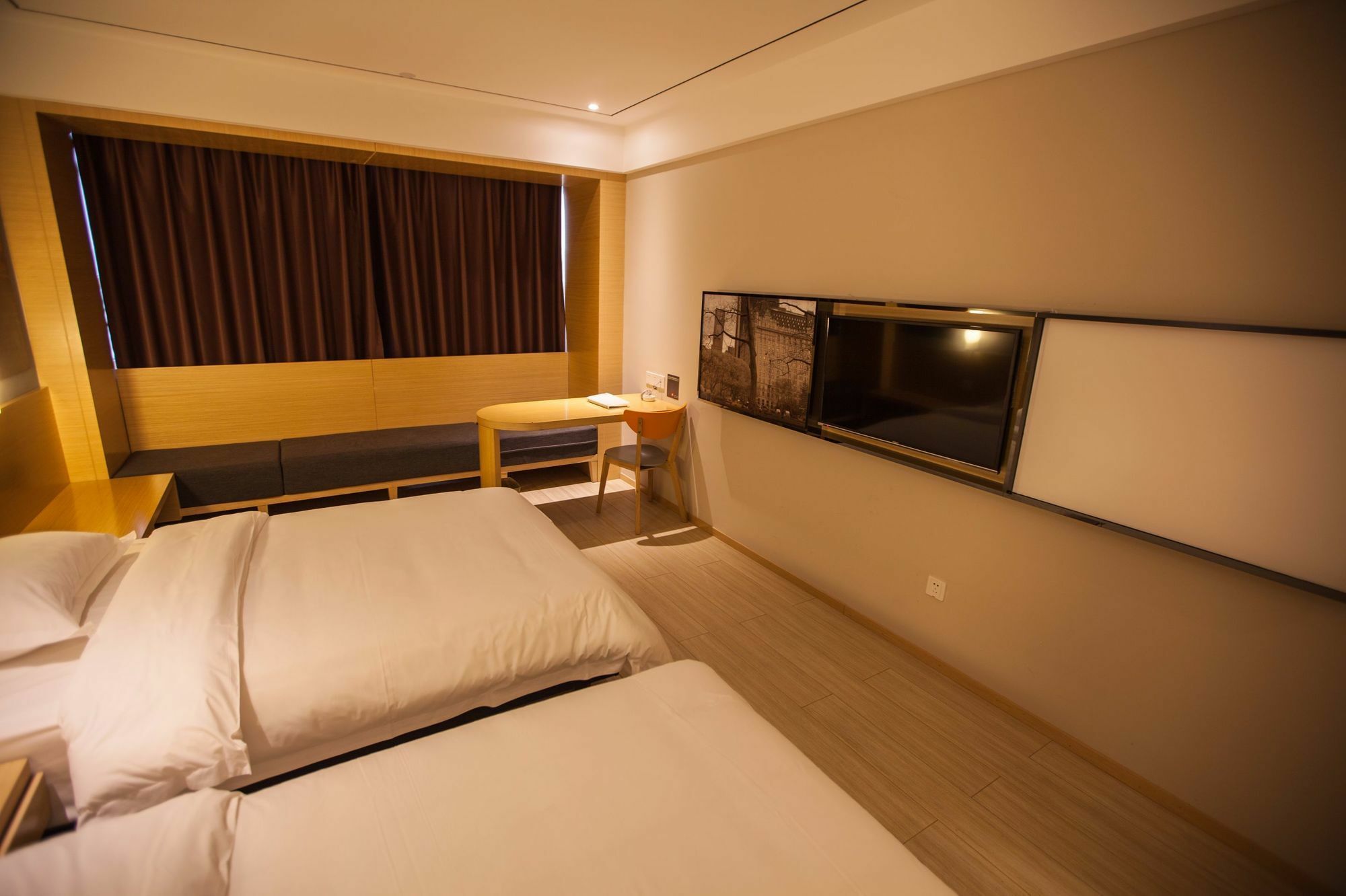 Ibis Leshan City Center Eksteriør billede